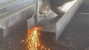 gia-cong-khung-keo-thep-cong-trinh-nha-xuong-binh-phuoc